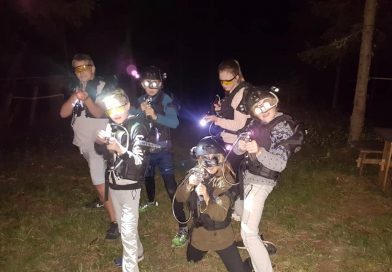 Laser Spiel Nachtgefecht mit der ganzen Familie