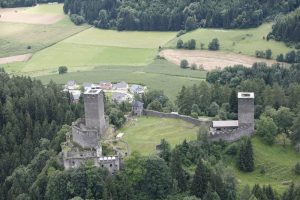Burgruine Liebenfels von oben